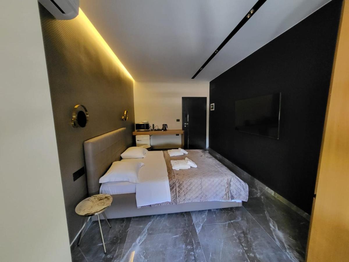 La Mirage Apartment 04 Tirana Exteriör bild